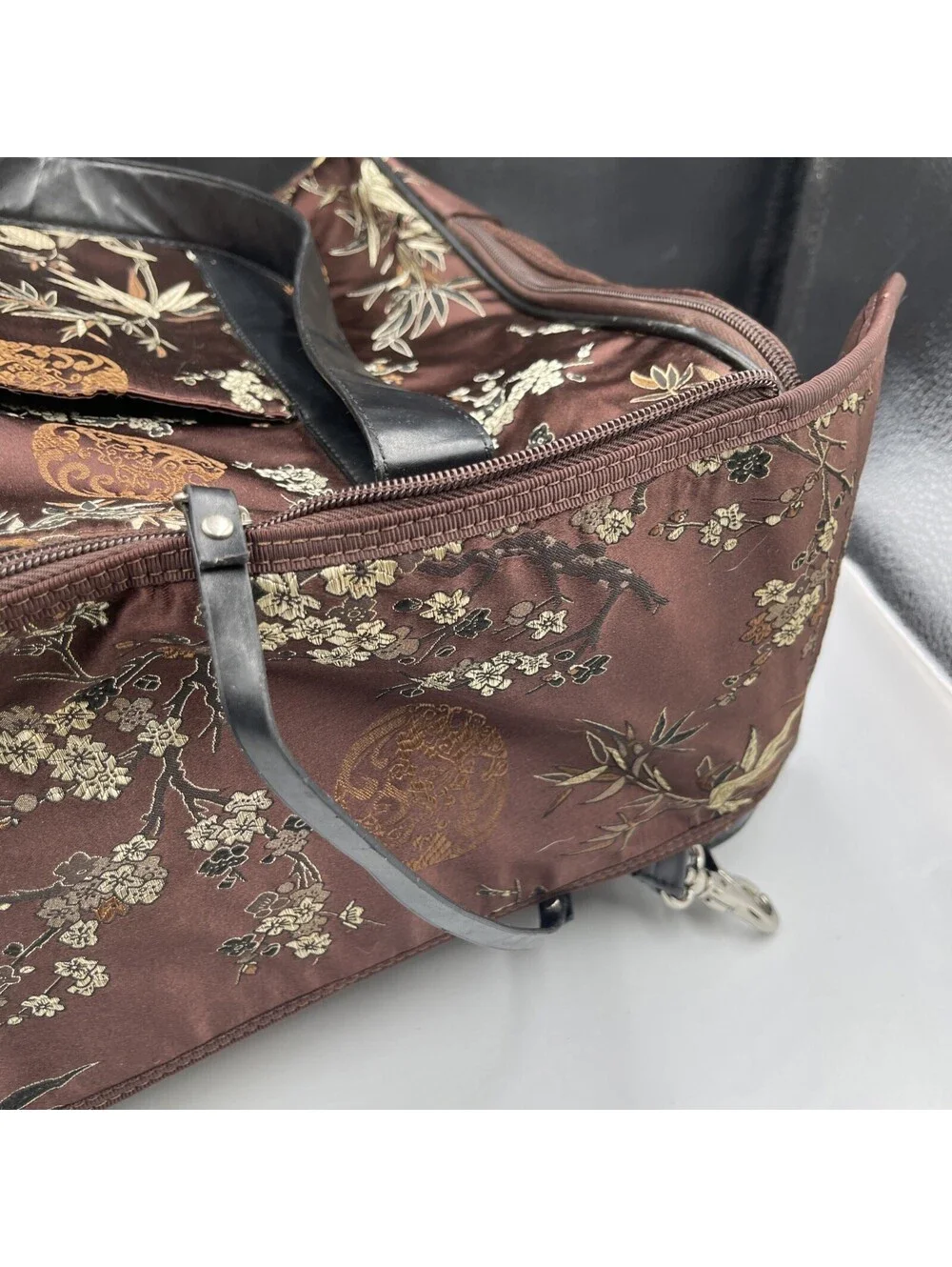 Pet Carrier- Perfect For Small- Medium Pets Pre Owned Travel Bag